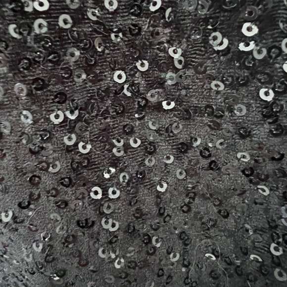 Adorable Bow Halter Velvet Sequin Romper - NWT - Picture 5 of 5